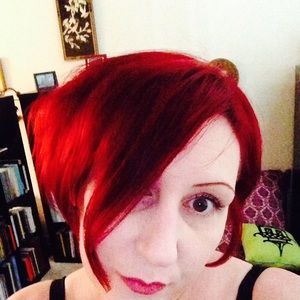 Meet your Posher, Suzie